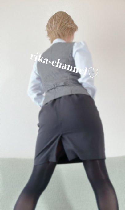 この制服にゎこの髪色似合わない😓 ただ、脱いだら・・・❤️  このままギュッてして💋しちゃおっ😘 https://t.co/1k81UkOEjT<a href="/tag/%E3%83%95%E3%82%A7%E3%83%81"class="tags"><span>#フェチ</span></a><a href="/tag/%E3%81%8A%E5%B0%BB"class="tags"><span>#お尻</span></a><a href="/tag/%E3%83%91%E3%83%B3%E3%82%B9%E3%83%88"class="tags"><span>#パンスト</span></a><a href="/tag/%E3%82%B9%E3%83%88%E3%83%83%E3%82%AD%E3%83%B3%E3%82%B0%E3%81%AE%E6%97%A5"class="tags"><span>#ストッキングの日</span></a><a href="/tag/%E8%B6%B3%E8%A3%8F"class="tags"><span>#足裏</span></a><a href="/tag/%E3%82%B9%E3%83%88%E3%83%83%E3%82%AD%E3%83%B3%E3%82%B0"class="tags"><span>#ストッキング</span></a><a href="/tag/%E3%83%99%E3%83%BC%E3%82%B8%E3%83%A5%E3%82%B9%E3%83%88"class="tags"><span>#ベージュスト</span></a>