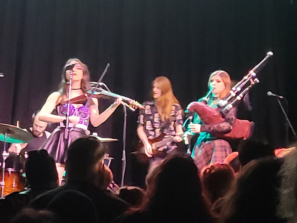twocrow48's tweet image. Best Valentines Day ever:
Spending the night watching two awesome women play their music live. Also, I got hit in the head by a piece of candy they were tossing out. Totally worth it. @piperdotally @miaasanomusic @miaxallymusic