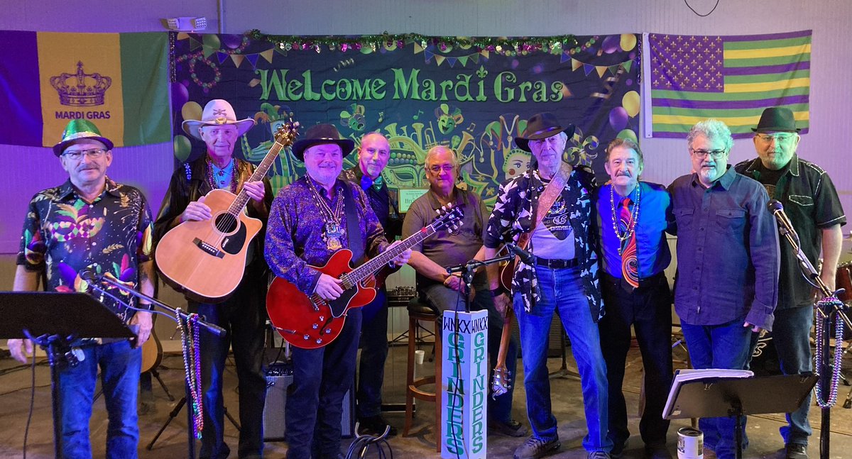 LesKerr's tweet image. Enjoyed performing in Centerville, Tennessee on the Grinders Switch Radio Hour last Saturday!