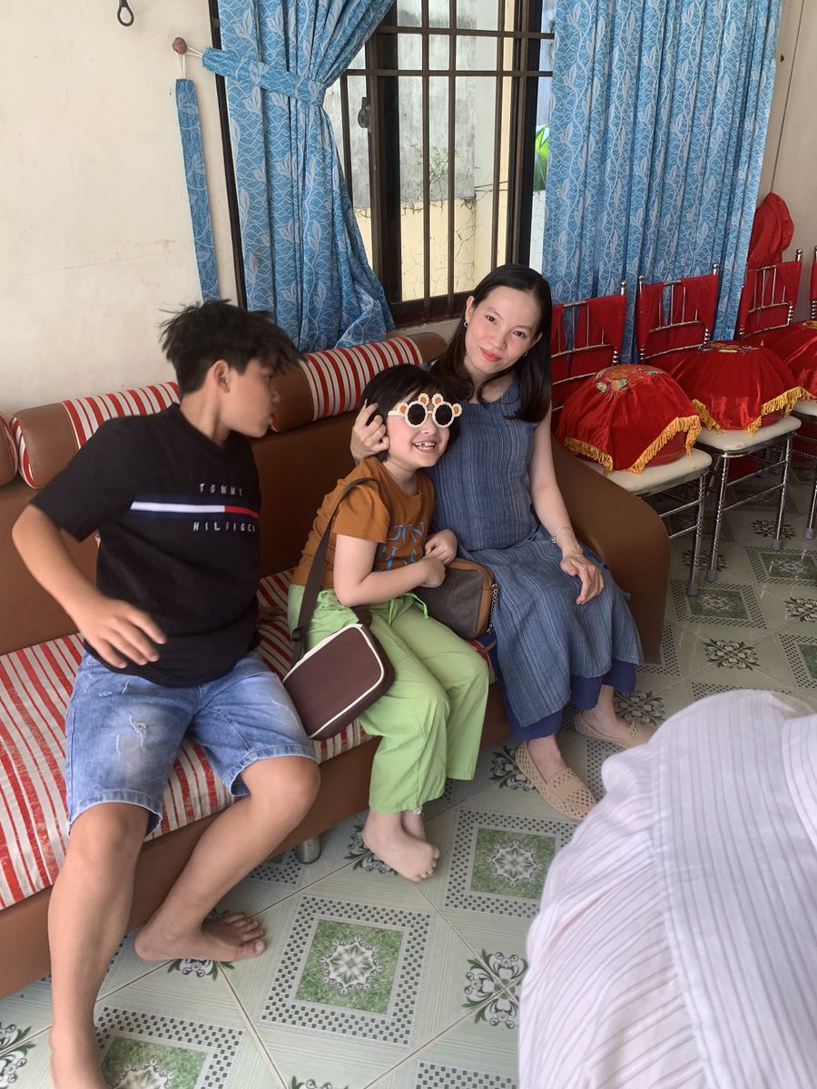 Vochieuuu's tweet photo. Chị và cháu iu , mùng 4 tết https://t.co/nsT8Obb4mA
