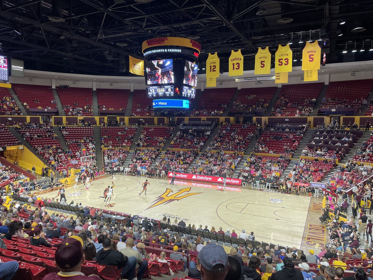 TheEmptyGymPod's tweet photo. EGP has boots on the ground for Sun Devils vs Beavers!

#BOTG https://t.co/1Wr7V4geVM
