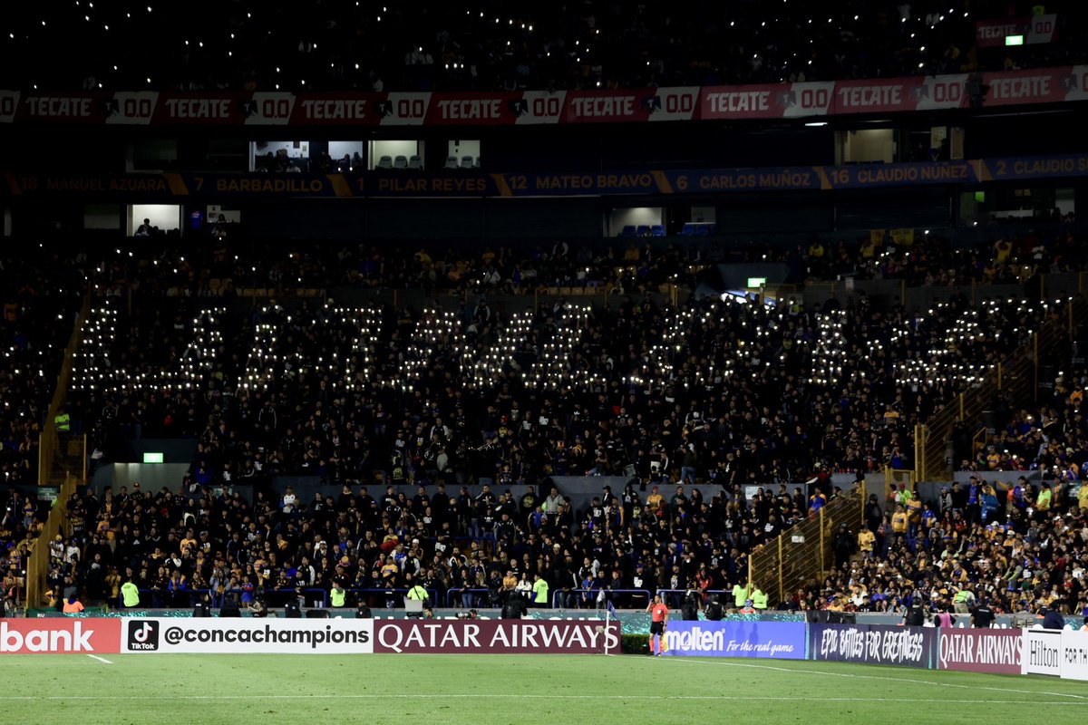 TigresOficial's tweet photo. 🔦  UANLOVE 💛 https://t.co/hPWRW8x5Rt