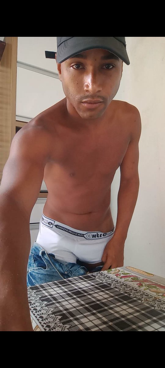castisouza's tweet photo. aquela da Kali e Peso https://t.co/zvvkT6L2yX