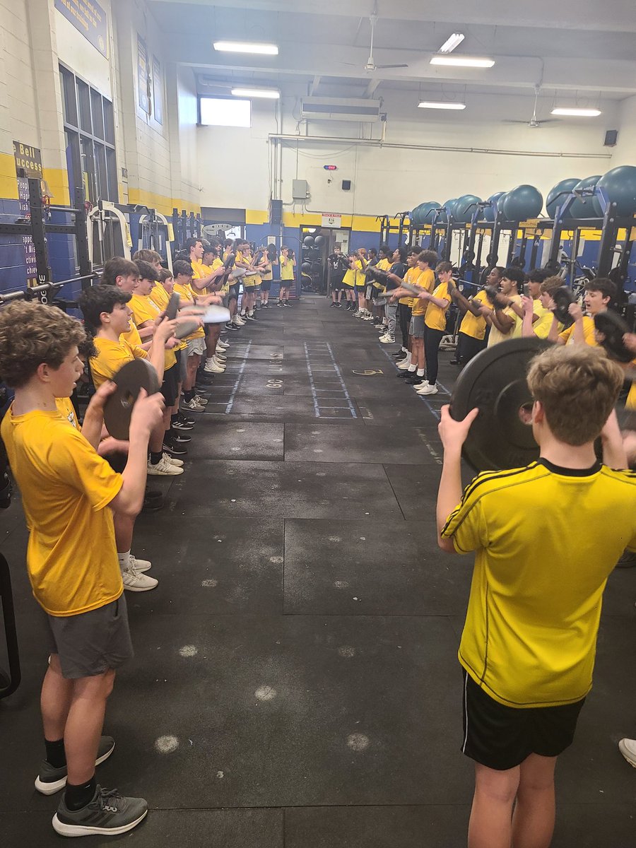 Bernardo Amerson (@bpa58) on Twitter photo Had a Awesome first week with boys soccer. 45 lions in attendance today. Great job fellas. #GOLIONS <a href="/GLHS_Athletics/">Gahanna Lincoln Athletics</a> <a href="/GLHSSoccer/">GLHS Boys Soccer</a> Had a Awesome first week with boys soccer. 45 lions in attendance today. Great job fellas. #GOLIONS <a href="/GLHS_Athletics/">Gahanna Lincoln Athletics</a> <a href="/GLHSSoccer/">GLHS Boys Soccer</a>