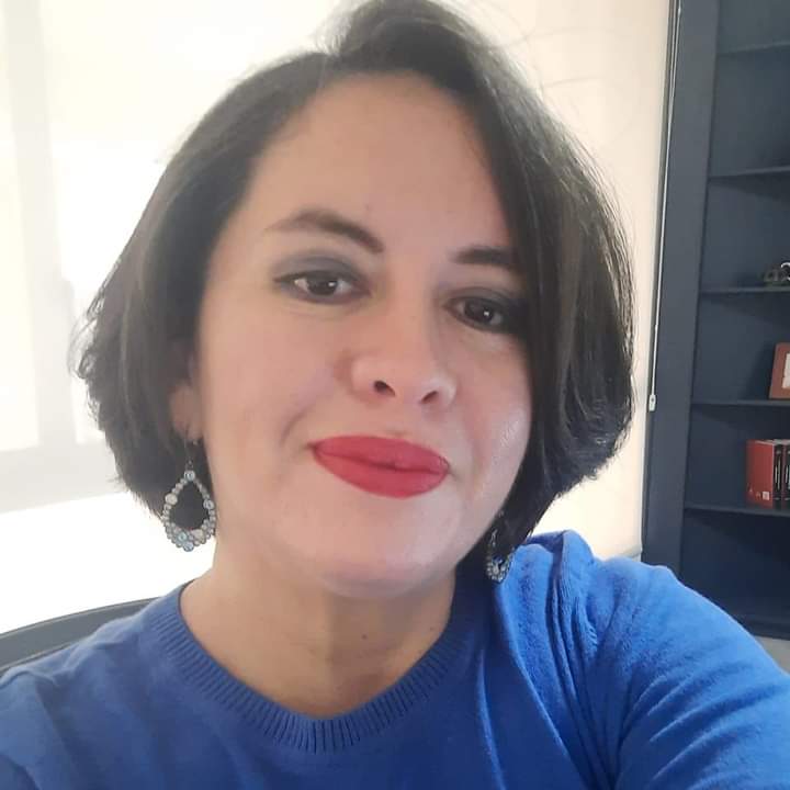 damahierro7's tweet photo. Feliz cumpleaños @cardenisab,mil gracias por defender nuestros derechos y ser solidaria con nosotros, que Dios derrame muchas bendiciones en su día. https://t.co/ujiA8h1myc