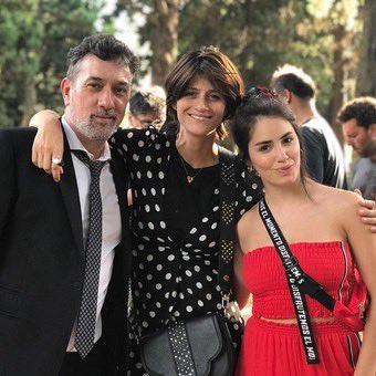 alegarciapintos's tweet photo. Actriz, cantante, directora, amiga, colega y todo lo que se te ocurra. @lalioficial te pertenezco 🙏 https://t.co/oOQTrz07eW