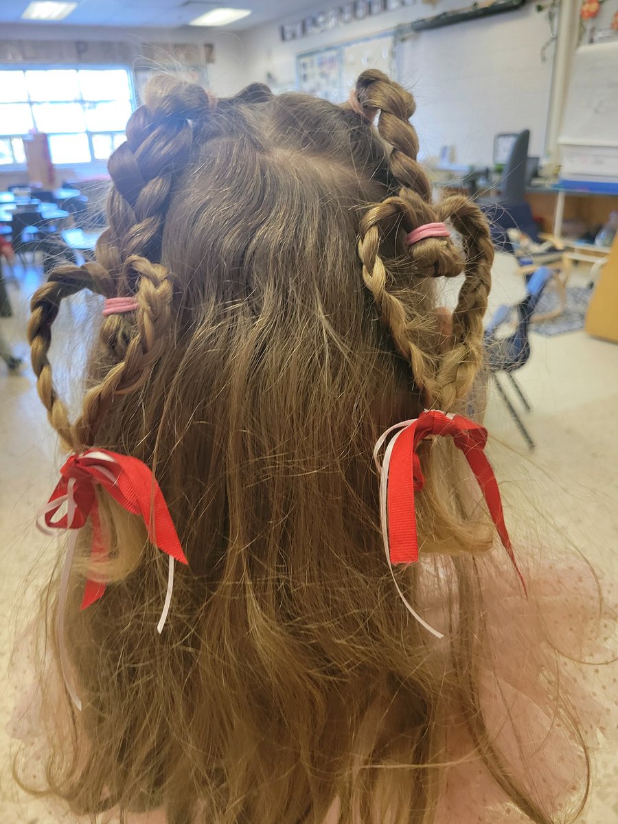 The most creative Valentine's Day hair!! ❤️❤️
<a href="/HeritageGlenPS/">Heritage Glen PS</a>