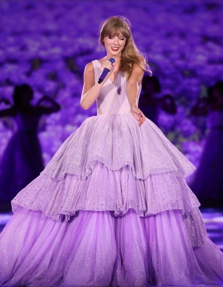 Illshrimp1623's tweet photo. what era did you become a swiftie in?

casual fan: midnights
swiftie: speak now tv https://t.co/Di67pRYmmq