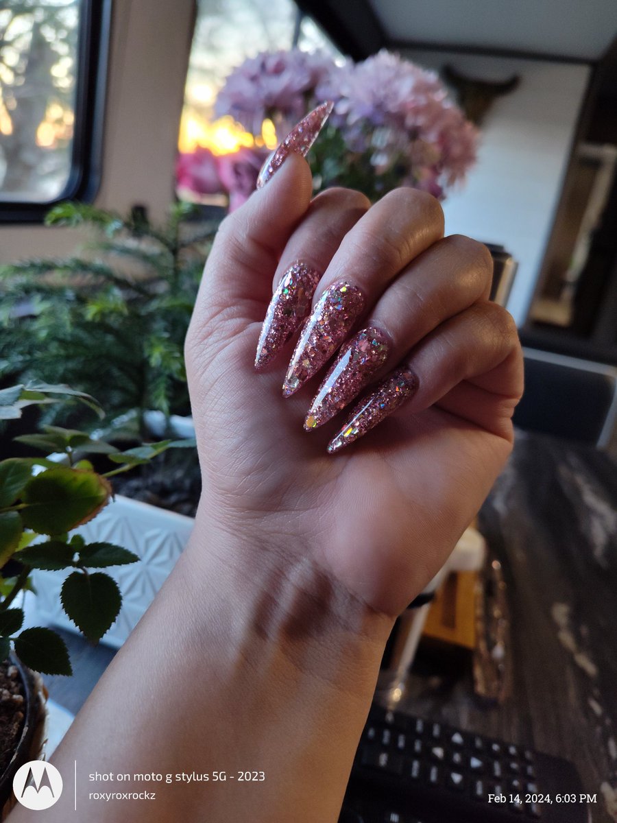 roxyrox361's tweet photo. 💖#Nails https://t.co/9wOYUyK5ga