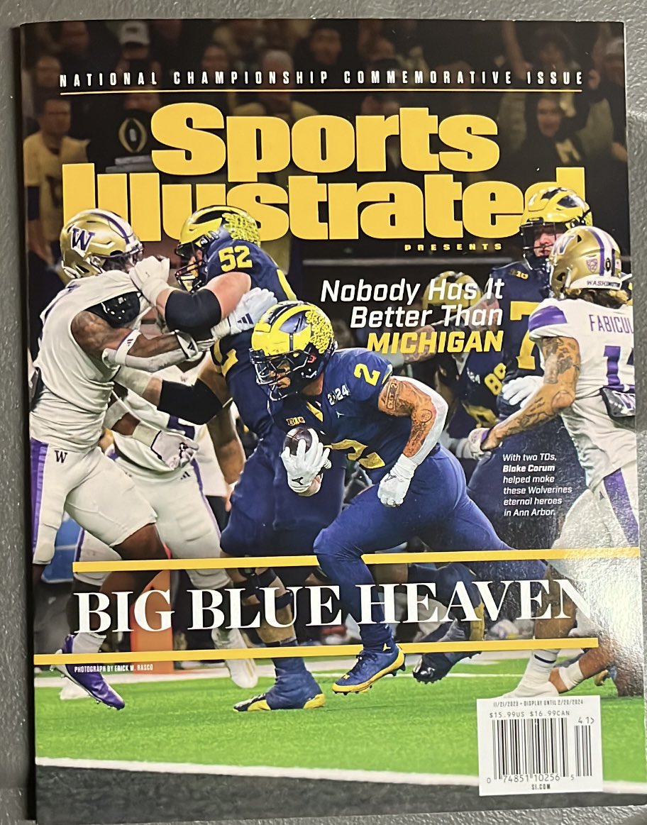 Steve_CigarGuy's tweet photo. I received two of these from @Mark_Mallory so……

💙GIVEAWAY TIME 💛
        
RULES 👇👇

⭐️Must Follow Mark and I 

⭐️Like, comment and repost 

I will pick someone via Wheel of names 
Sunday night, I will post the video of the winner #goblue #michiganfootball https://t.co/6baqfyEQnW