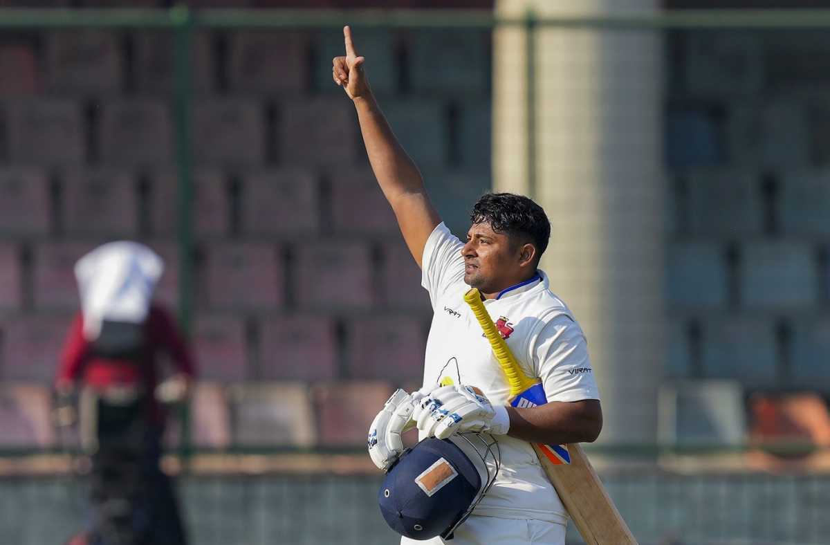 Sarfaraz Khan and Dhruv Jurel making their Test debut for India.

#INDvsAUS | #INDvAUS