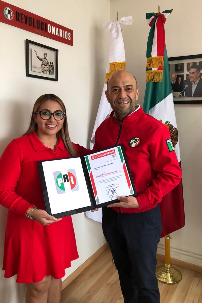 rigofuentes's tweet photo. El PRI es un crisol de valiosas personas que quieren a su patria y lo demuestran haciendo política, con esta base nombré a la Subsecretaria Karla Gabriela Sánchez Acevedo, Enlace @SAE_CEN de la Quinta Circunscripción.

@alitomorenoc, #SinTregua y #SinCuartel.

🇲🇽 @XochitlGalvez
@caroviggiano
@karlis_sanchez