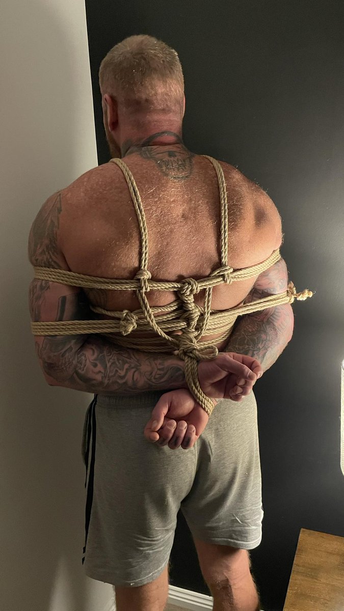 jimblobba's tweet photo. My Wife tied me up and I liked it...  @sylvierosex 😉 https://t.co/SkHgqONZtL