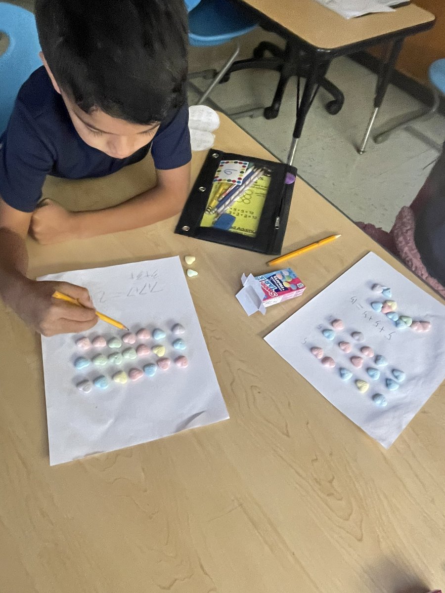 MsHardigree's tweet photo. Valentine’s Day Math! Using candy hearts to compose arrays &amp; repeated addition equations @PeelerPirates #eurekamath https://t.co/MuFDsdn5QT