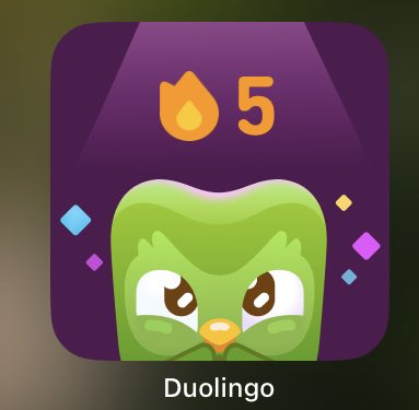 sofsstudy's tweet image. a mudança de humor do Duolingo