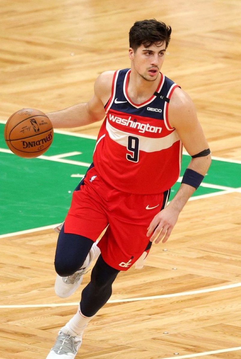 Deni Avdija tonight:

43 Points
14 Rebounds
3 Assists
54% FG
60% 3P

🔥🔥🔥