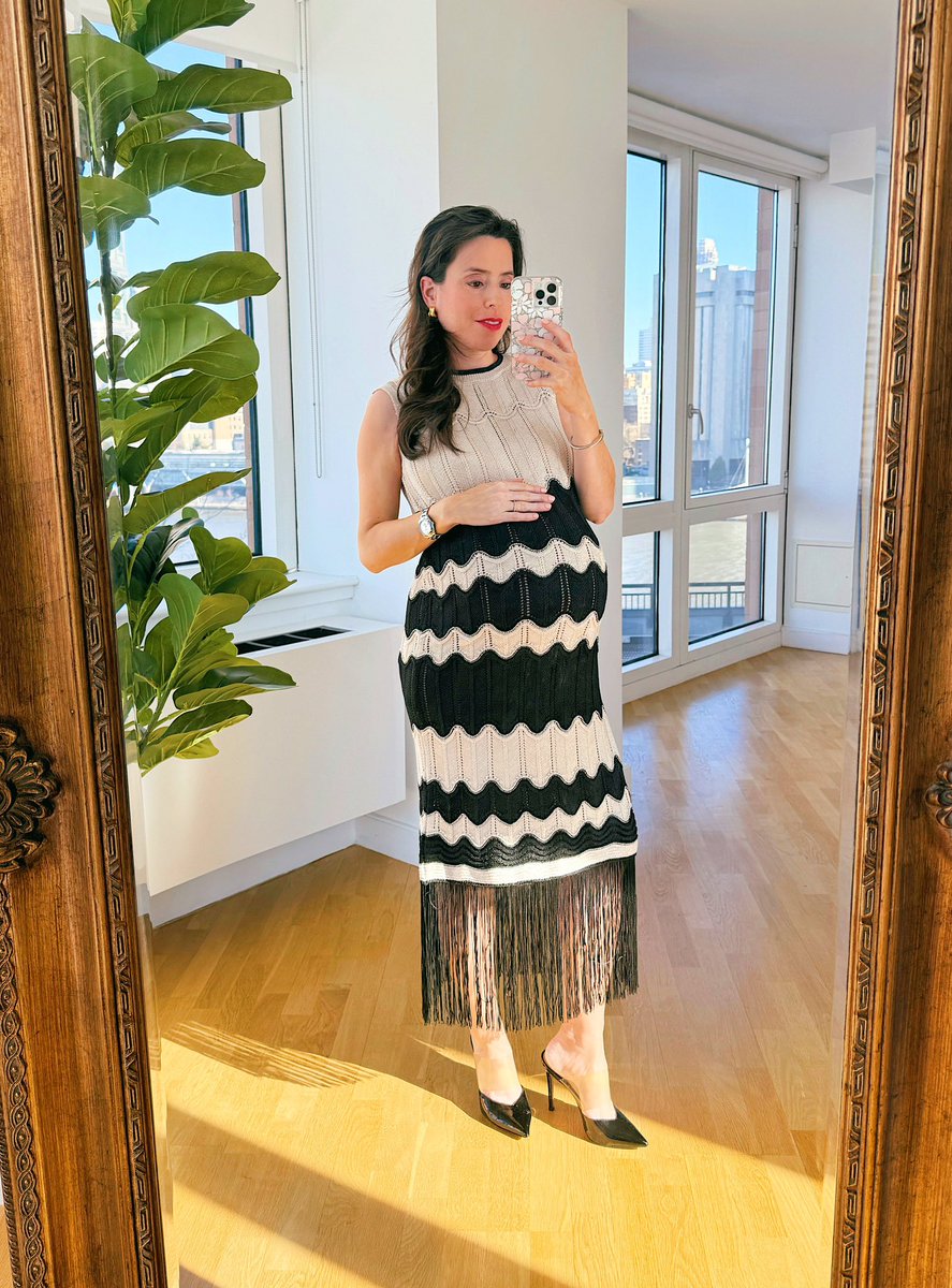 AnaFlorentyna's tweet photo. I packed my hospital bag with items below - what am I missing?? 
Ps: i’m having a c-section
Xx
- open front pajamas ✔️
- warm cozy socks ✔️
- blanket ✔️
- long phone charger ✔️
- nursing bra ✔️
- baby going home outfit ✔️
- shower shoes ✔️
- glasses &amp; extra contacts ✔️
- snacks✔️ https://t.co/vbMMLEC4tq