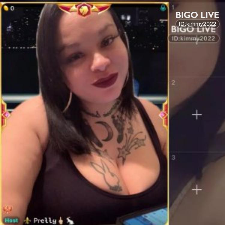 B_karnage's tweet photo. Come to chat in ⚜️ Pɾҽƚƚყ🖕🏼🐇's LIVE room and earn bonus! New users or returning users fill in my invitation code 
https://t.co/m5B6czk6qi https://t.co/XokyfdnTcj