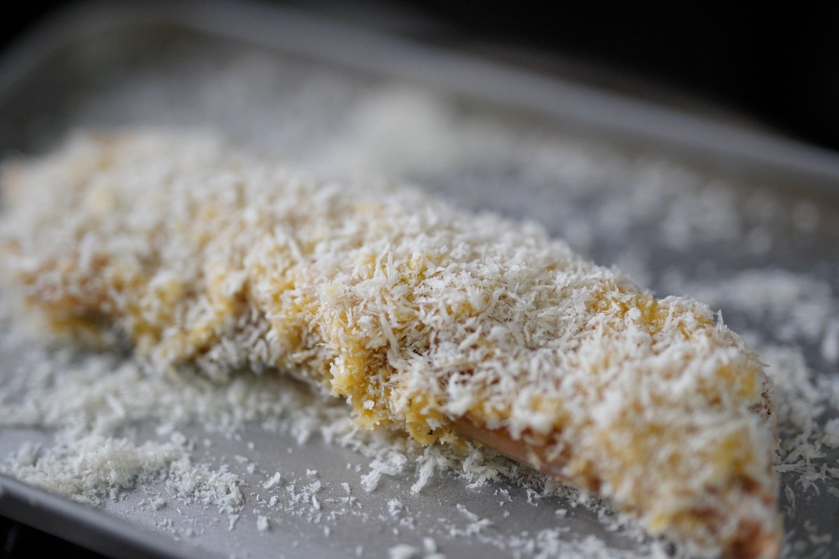 今日はあまりものでお料理

パスタで使ったトマト
冷凍しっぱなしのズッキーニ
お鍋で使った三つ葉
特売で買ったサーモン
まとめて処理してあげました! 