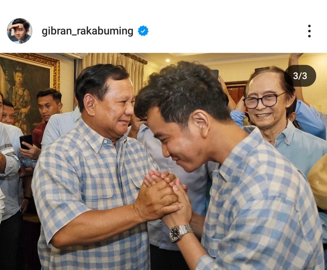 verasptna's tweet photo. @gibran_tweet @gibran_tweet @gibran_tweet MAS GIBRAN SEK PALING BAGUS DEWE, MAS INI BAJU&amp;JAKETNYA MBO DIPRODUKSI BUAT DIJUAL SAYA KERSO BELI MAS GIBRAN🥺🥺🥺🥺semoga dibaca🥺🥺🥺 https://t.co/k3B3YBVXXt