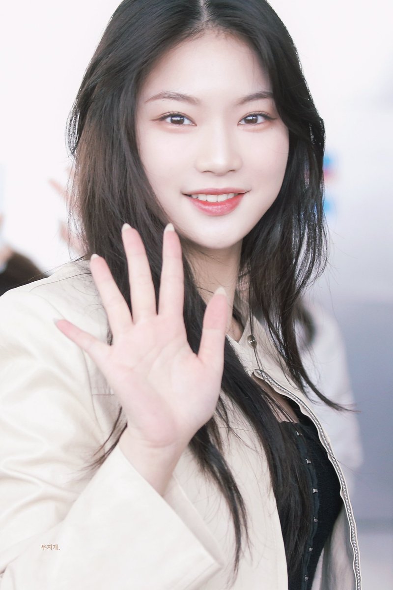 240215 #STAYC #스테이씨 #ISA #아이사