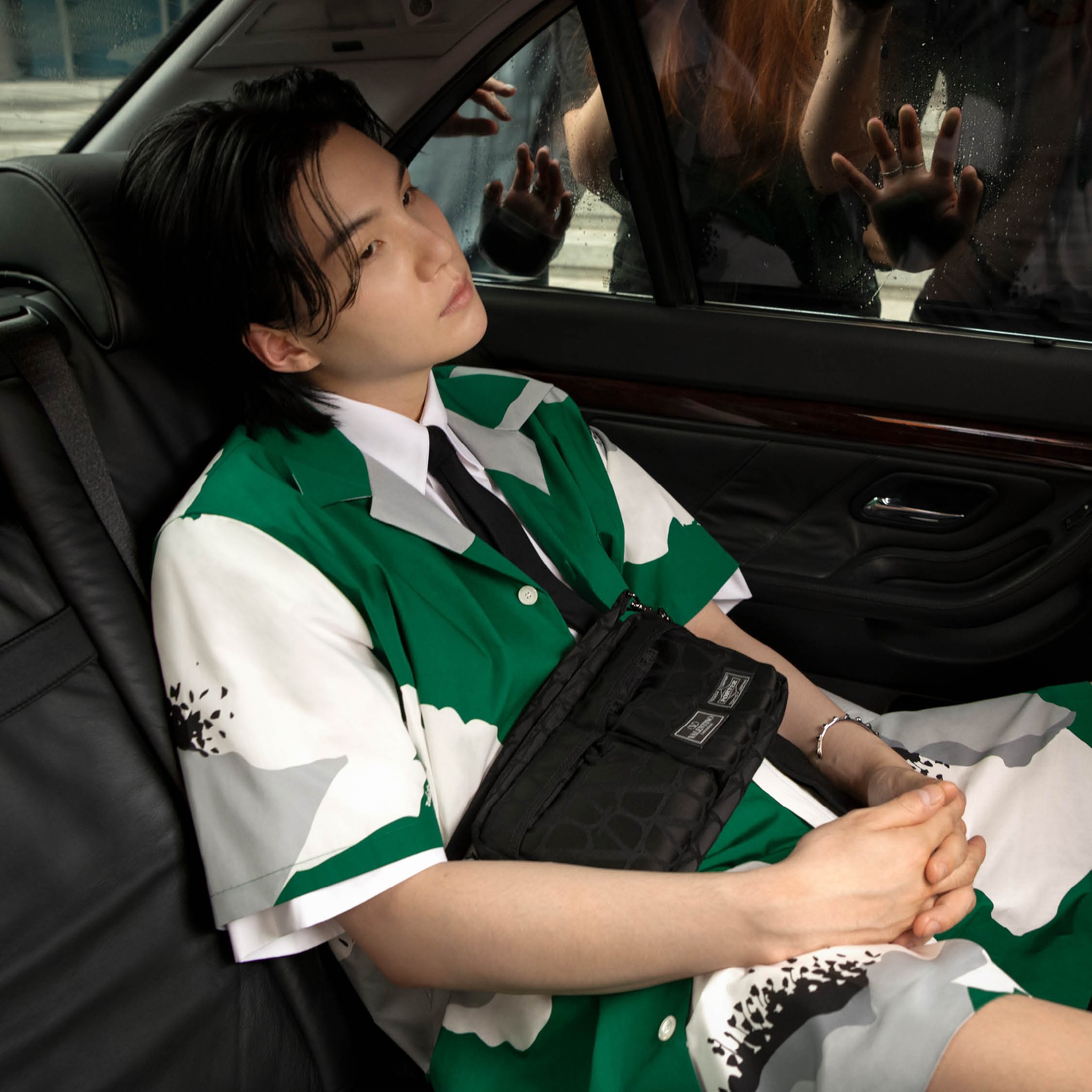 Valentino ヴァレンティノ・ガラヴァーニ スリッポン エスパドリーユ 