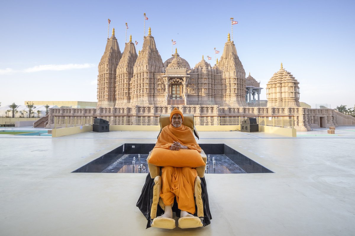 BAPS_PubAffairs's tweet photo. The grand opening of the @BAPS Hindu Mandir in Abu Dhabi, led by HH Mahant Swami Maharaj, signifies our commitment to peace, love, and harmony—a significant stride towards unity. Grateful to His Highness @MohamedBinZayed and the Royal Family in the UAE. 

@AbuDhabiMandir https://t.co/WwnI2VJe0R
