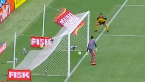 mv_simao's tweet photo. @goleadadazoeira Imagina, isso é só invenção do povo e da mídia, o Vasco não é prejudicado não. Confia! 👍 https://t.co/ad0lfKjbNi