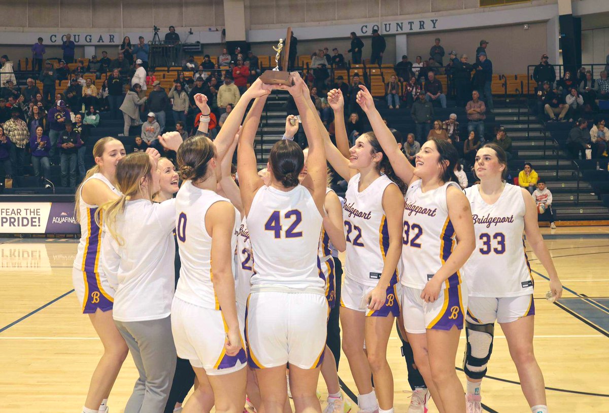 BHS_DAWG_POUND_'s tweet photo. 🟣PAINT THE TOWN PURPLE🟣
Girls Sub-District Final Game
DAWGS v.s. Raiders
@ Sidney 6 PM
THEME: Jersey
#100wins? #weready #bleedingpurple #gametime #dawgsarehungry https://t.co/pZT5BjBfWp