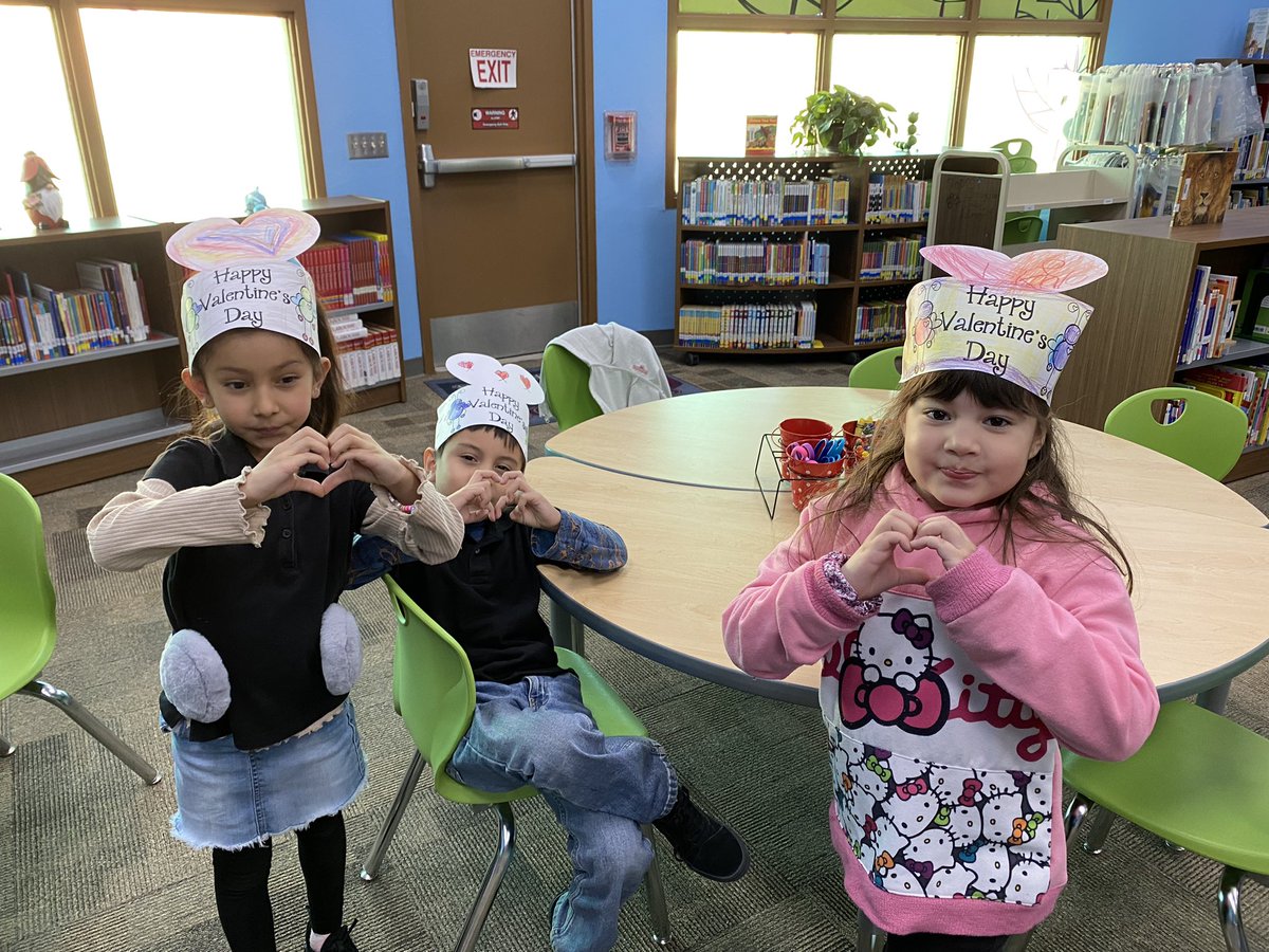 SAguirre_TISD's tweet photo. A ♥️ felt thank you to Rebecca and Edith for developing and delivering an awesome Valentine’s Day lesson to our Kinder students. They loved it! @edecena_TISD #HSEducation&TrainingProgram https://t.co/UA8dt0v6Q5