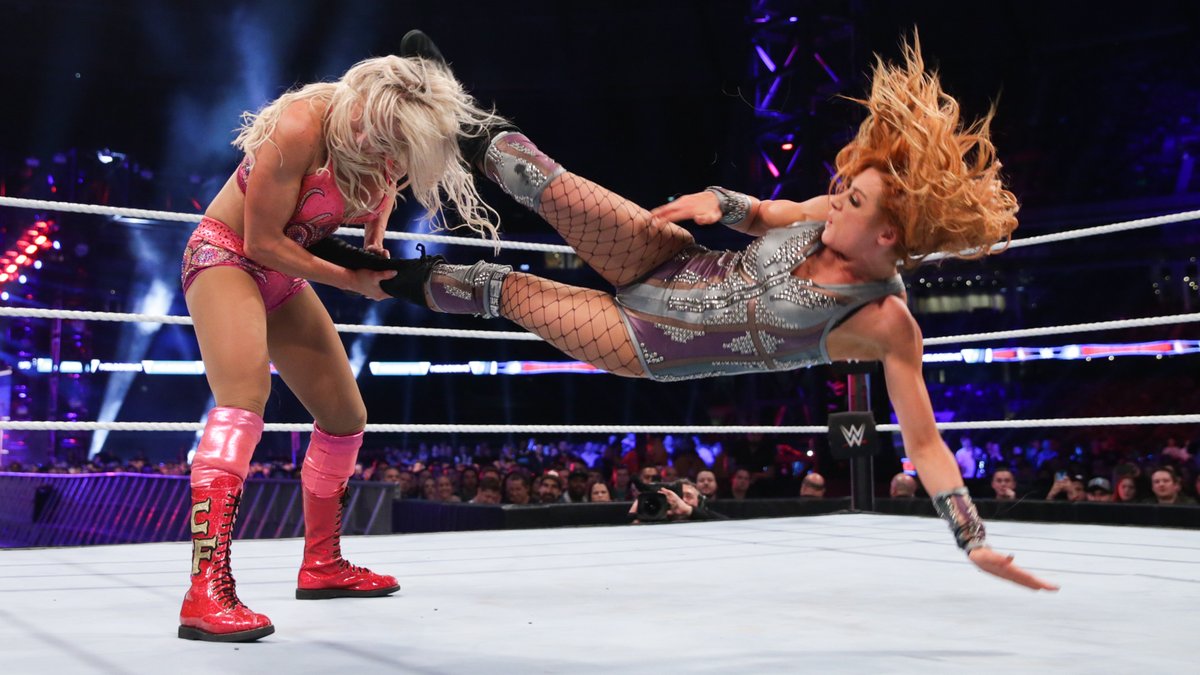 WWEAustralia's tweet image. The last time we saw our favourite #WWE Superstars on Australia soil ⏪ #WWESSD 2018 🇦🇺

#FlashbackFriday #WWEAustralia
