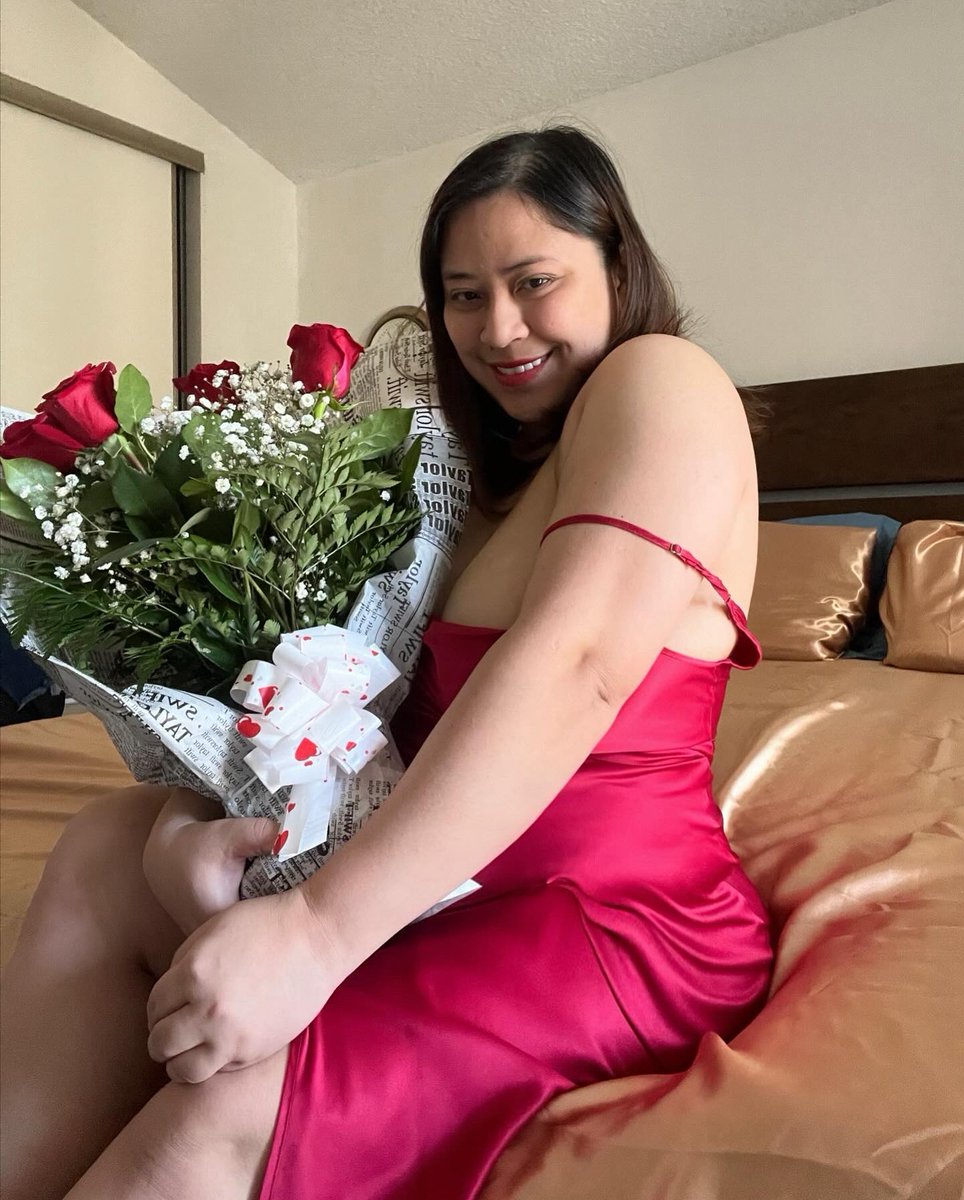 #HappyValentines ❤️🌹

Thank you! H.Dzaddyyy🫶🏻
MUKBANG LATER!! 😋Xoxo 💋