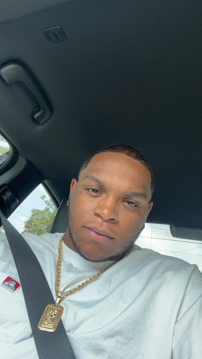 u so ugly it look like it hurt. u fuckin look like cane corso.