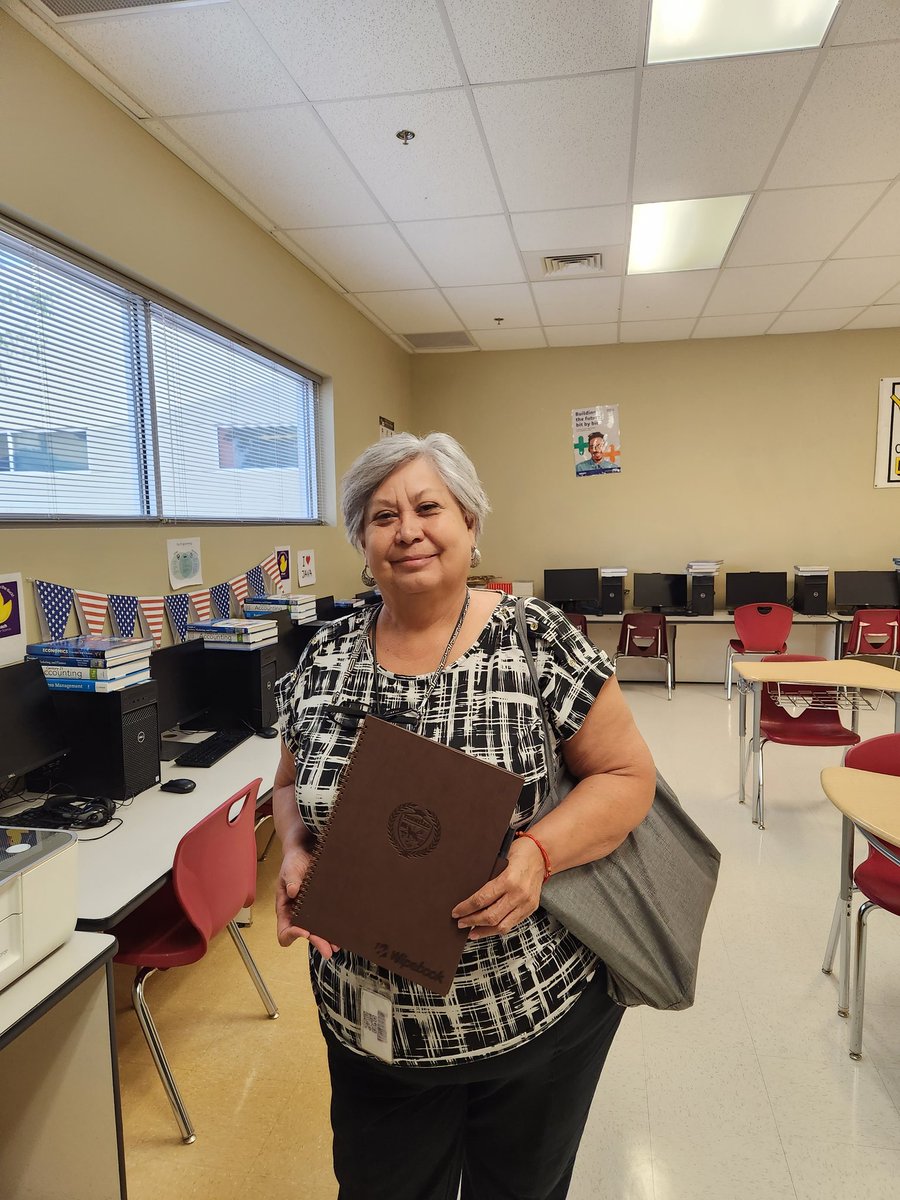JoseLSilvaSmith's tweet image. ❤️👌😊#TISDProud #TornilloISD #Wipebook