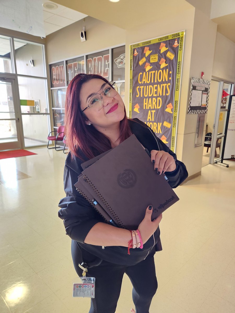 JoseLSilvaSmith's tweet image. @TornilloISD fellow teachers &amp;amp; administrators, I hope you all sign up for this giveaway! @Wipebook is an amazing company! You might be the lucky winner! Yay! ❤️👌😊 #TISDProud #Wipebook #TornilloISD