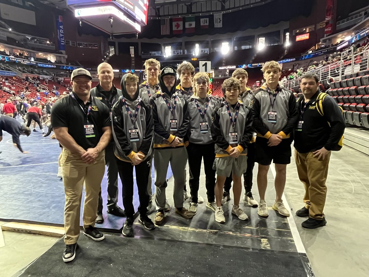 Day 1 at State: 
Jackson is staying strong on the front side of the bracket
Everyone else is alive on the backside
Bring on day 2!