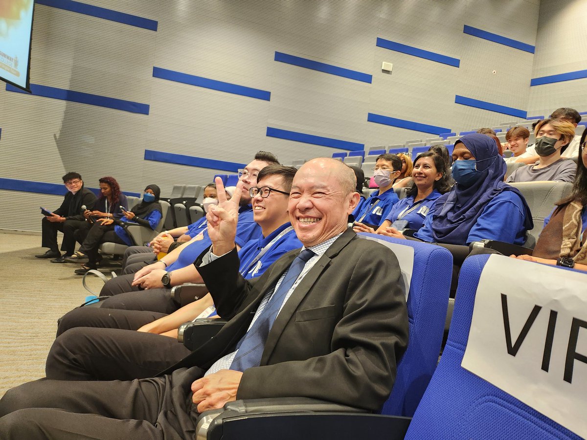 ngbenglean's tweet photo. 15.2.24 Prof Dato Elizabeth Lee welcomes the first batch of 2024 Sunway-Victoria University new students just after the CNY holidays. All fresh and excited to start their program. Welcome to the most happening campus! @victoriauninews @SunwayC 
#campuswithaconscience https://t.co/6tRT9Y9vOG