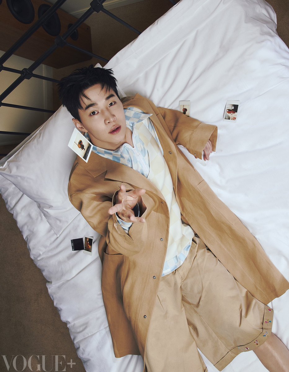 MONSTERGRP's tweet photo. Vogue Plus X Henry Lau 
February 2024 Issue https://t.co/GVhpPJPmsk