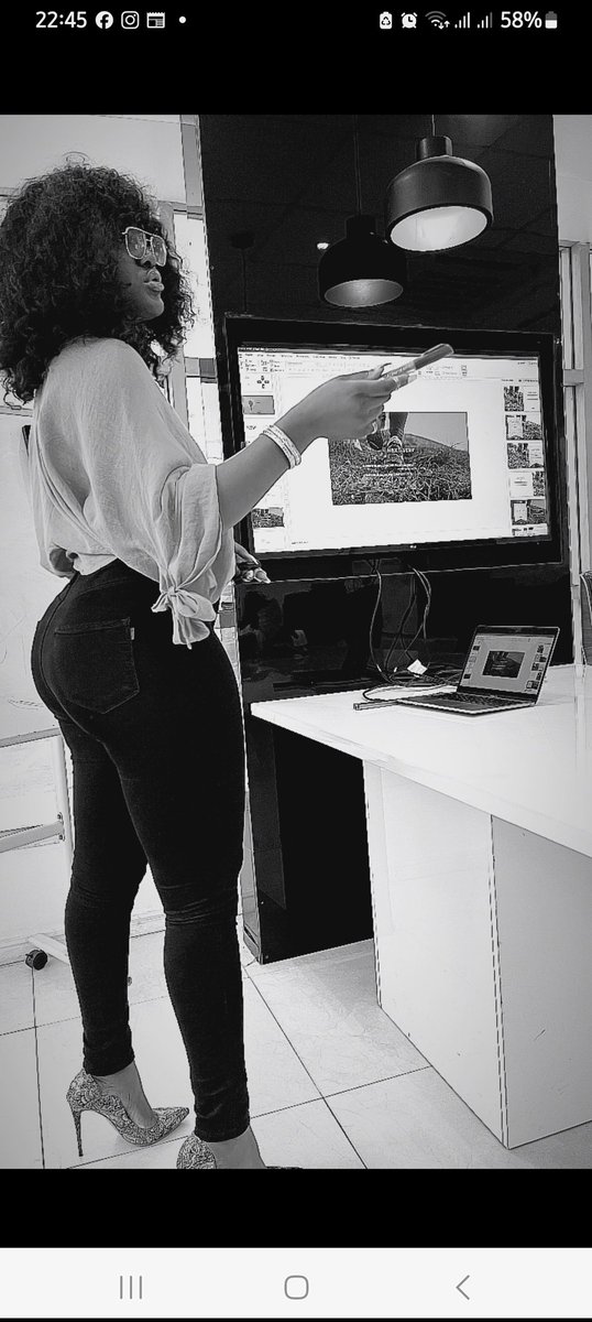 My baby is 28 today 
THE MAVERICK AT 28
HAPPY BIRTHDAY ALEX UNUSUAL
#AlexUnusual