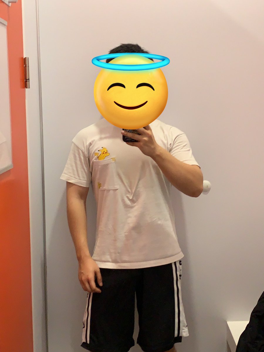 Baobosama's tweet photo. 过完年就要开始好好减脂咯 https://t.co/ZhkyW18t3R