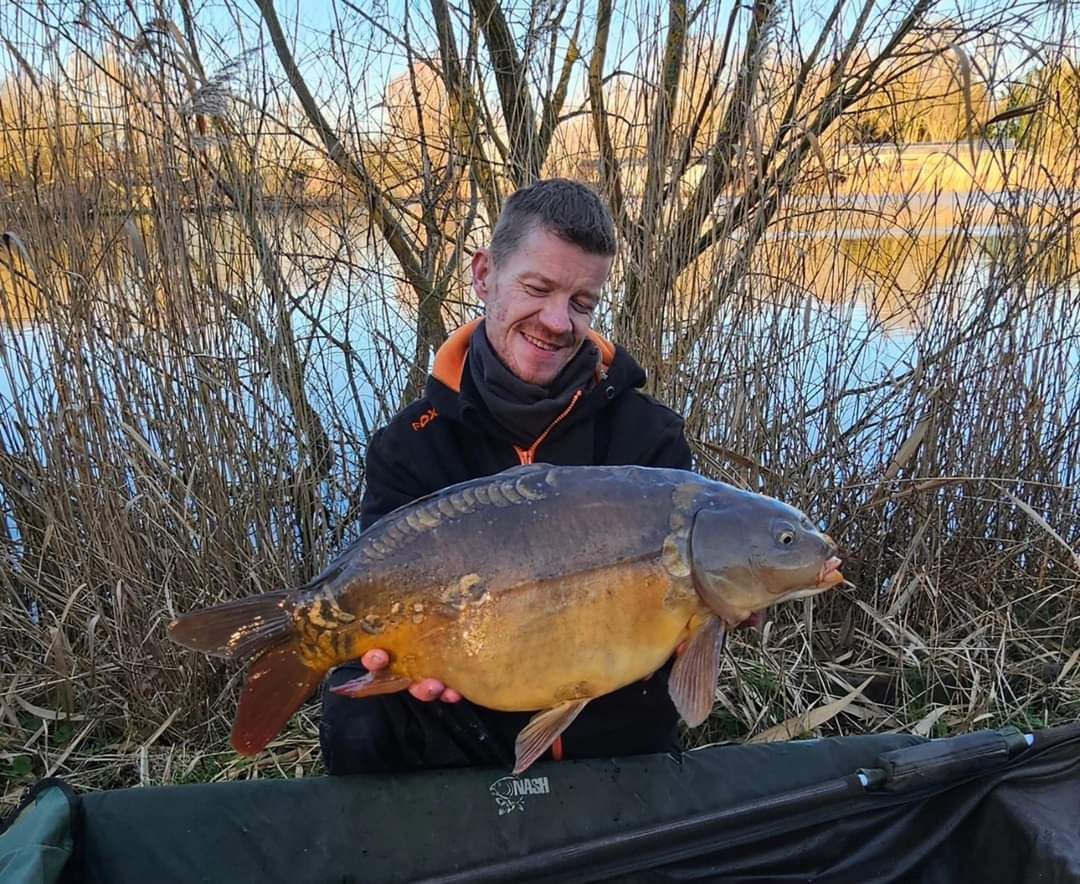 premiumcarp's tweet photo. Team PCF member Matt Macintosh with his first fish of the year, caught using an "old but gold" PCF flavour Coco fruit. We're glad to see they are still putting fish on the bank 👍

#angling #fishing #carpuk #karpfen #carpfishinguk #carplife #premiumcarpfishing #teampcf https://t.co/qf9JWlEBxR
