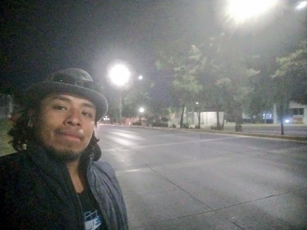 Una noche más.

Buenos días a tod@s..