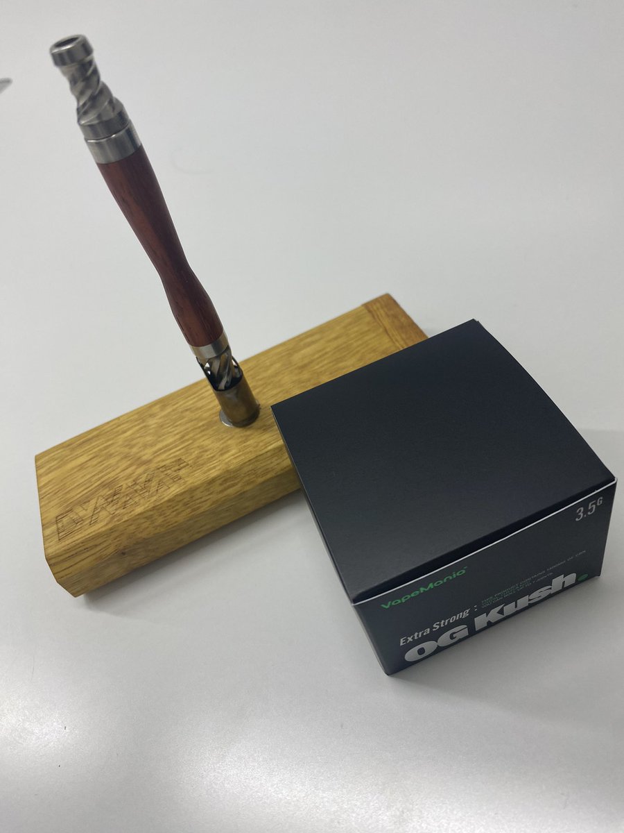 CTHRAG_YASKA's tweet photo. サブスク、再開しました!
#VapeMania
#OGKush
#ExtraStrong https://t.co/U1qT4kaCUv