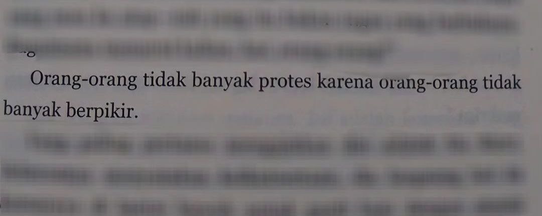 literarybase's tweet photo. Lt. Betul apa betul?
Book: Pulau Batu di Samudera Buatan https://t.co/82kv3zSvaU