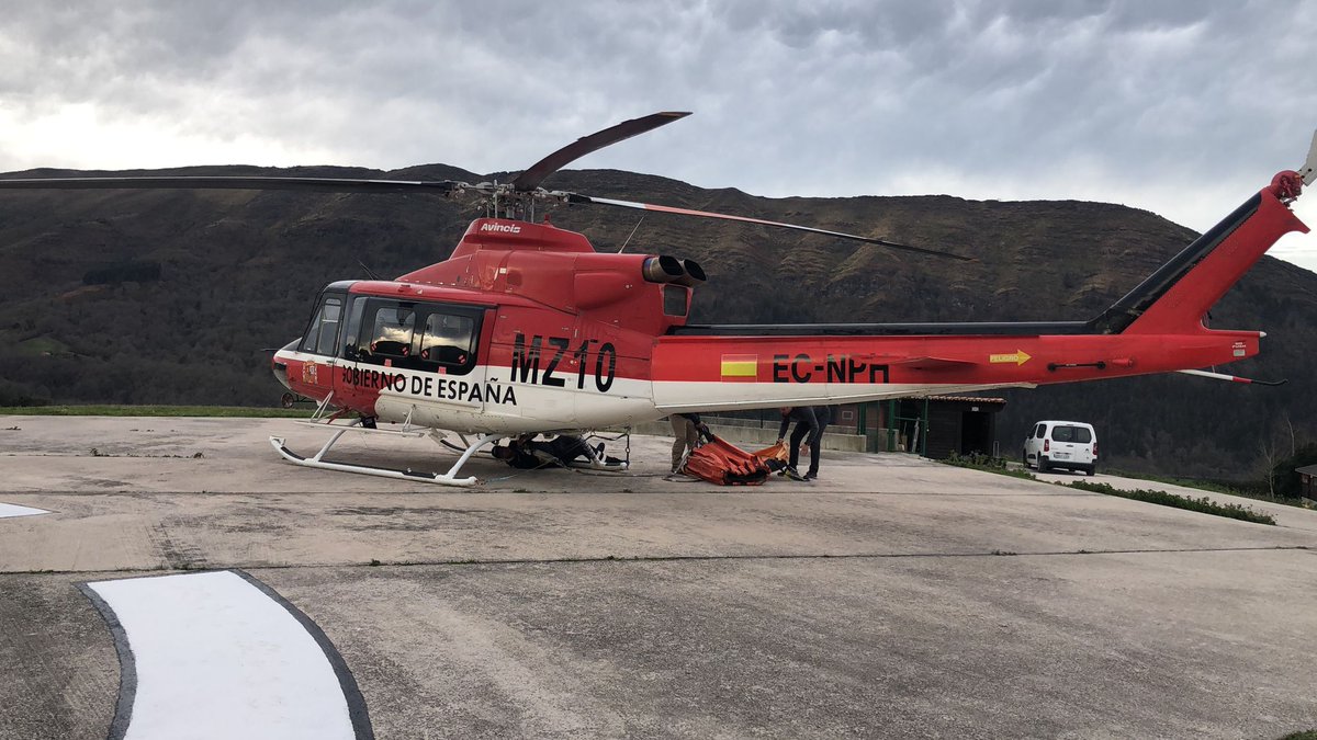 Desde hoy, estaremos operativos desde el aire con nuestro #MZ10 🚁 para dar apoyo a los @BbffCantabria de @cantabriaes Somos #BomberosForestales de @mitecogob