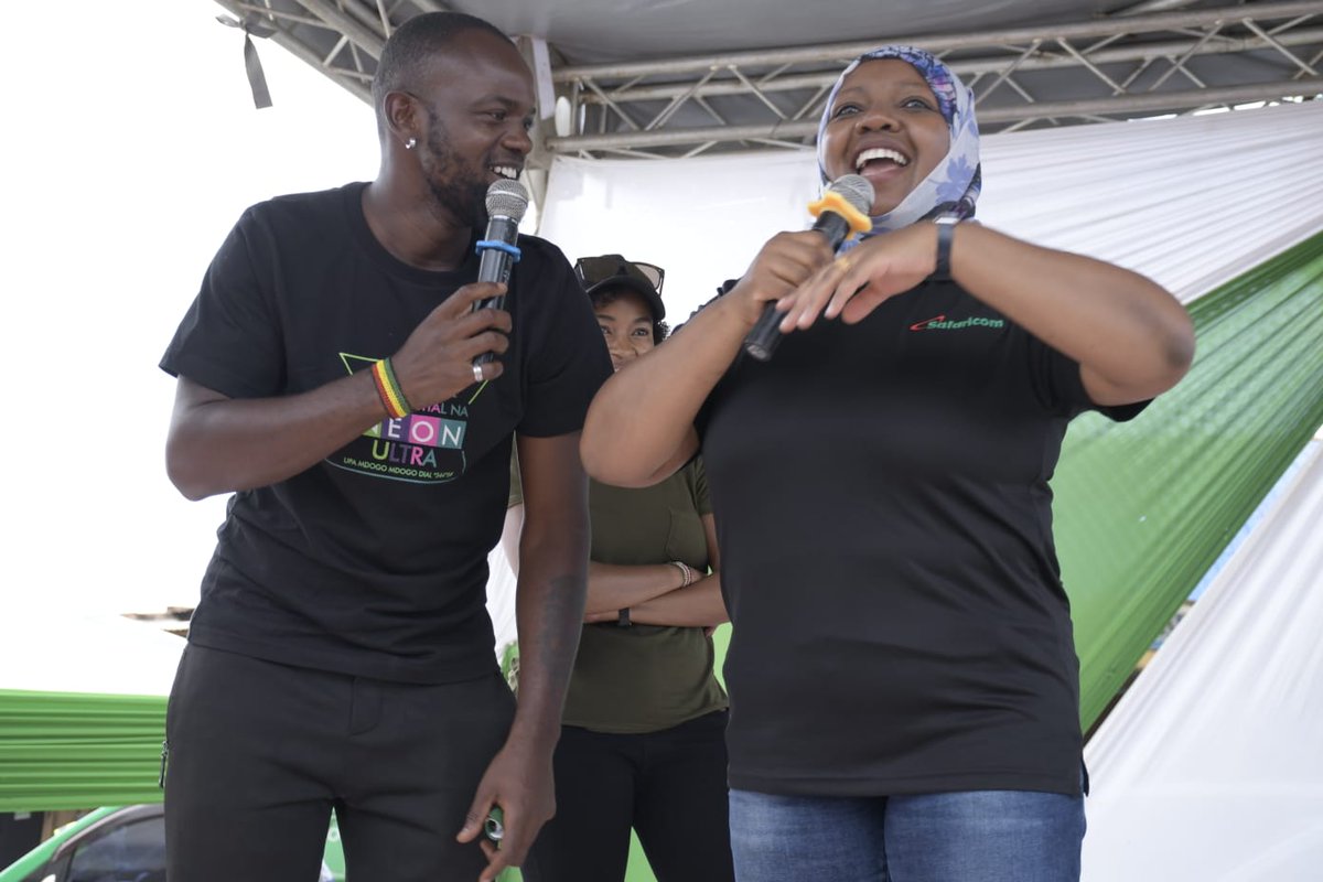 SafaricomPLC's tweet photo. Don't miss out on our special offer: free 5.5GB data for the first 30 days with every 4G device purchased! Stay connected and empowered with Safaricom. #SafaricomMTAANI #Tunukiwa #NeonDevices #IngiaDigital https://t.co/oU2CRh47xH