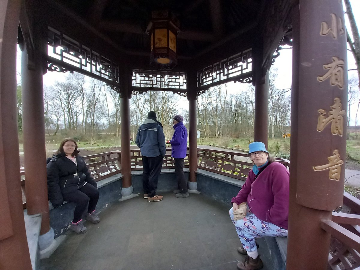 NicolaInnes11's tweet photo. RHS Bridgewater trip this week with our support worker Louise and carers/service users from Bury EIT. Great turn out and everyone reported to have enjoyed the day! @myplace2gr0w @PennineCareNHS @RHSBridgewater https://t.co/cCgQ2JZ6xE