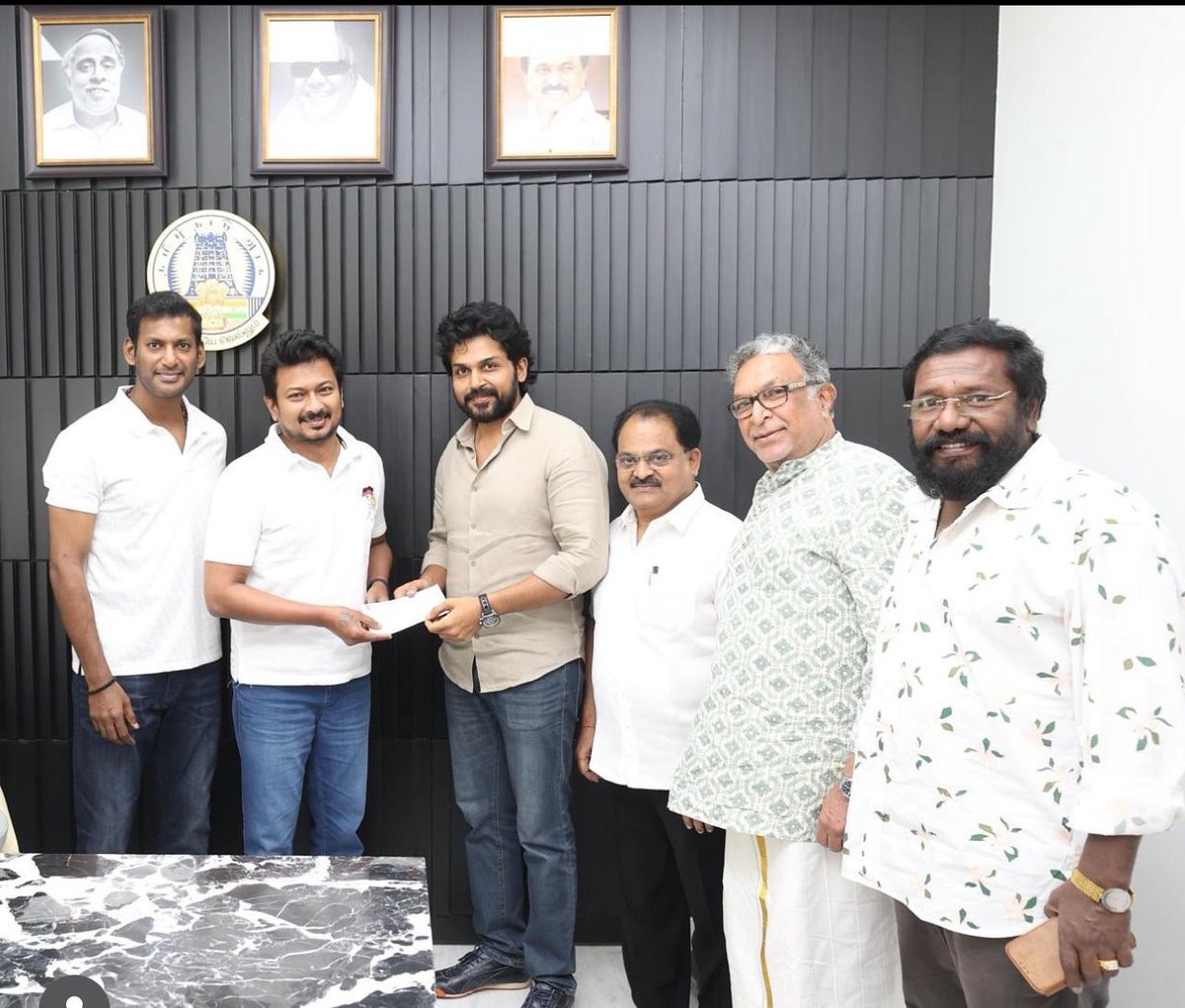 Thank you Honerable Minister @Udhaystalin for your generous contribution of 1 crore to the Nadigar Sangam building fund! Your support is a testament to your commitment to the arts and culture.** Congratulations to team Nadigar Sangam #NadigarSangam #UdhayanidhiStalin