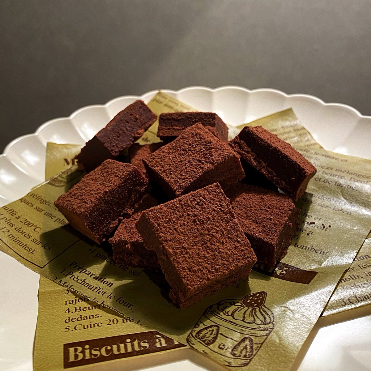 自分用🍫生クリーム足りなくて元のレシピより50くらい少なめで作ったけど全然いける、むしろこっちの方が好み🦦