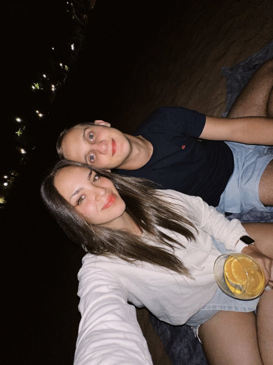 agus_roglan's tweet photo. Gracias por ser tan especial, por ser el más lindo y dulce conmigo. Gracias por enseñarme el amor bonito, el real, lo que se siente amar y ser amada de verdad. Con vos todos los días son 14, todos los días me enamoro más de vos. Sos mi mejor amigo, y el amor de mi vida. Te amo❤️‍🔥 https://t.co/ihOqW8Xqof